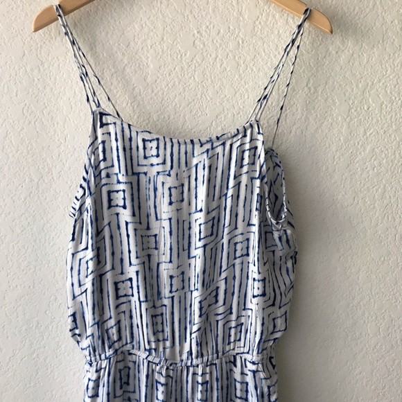 RVCA Lily Romper Blue White Printed NWT Romper L - Picture 5 of 16